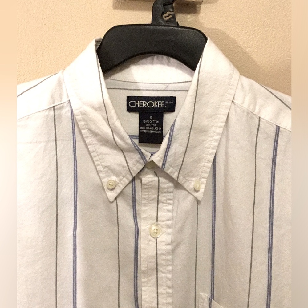 Men’s Cherokee brand 100% cotton Blue Pinstripe on White LS dress shirt; Sz S